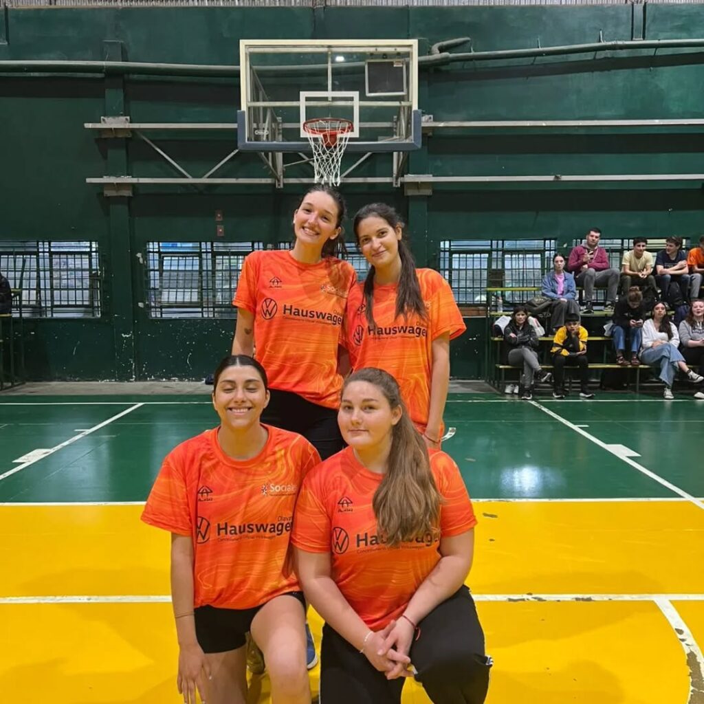 Instagram post from deportesunicen. This post is in position 5.